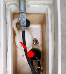 トイレタンクの水漏れ解決方法
